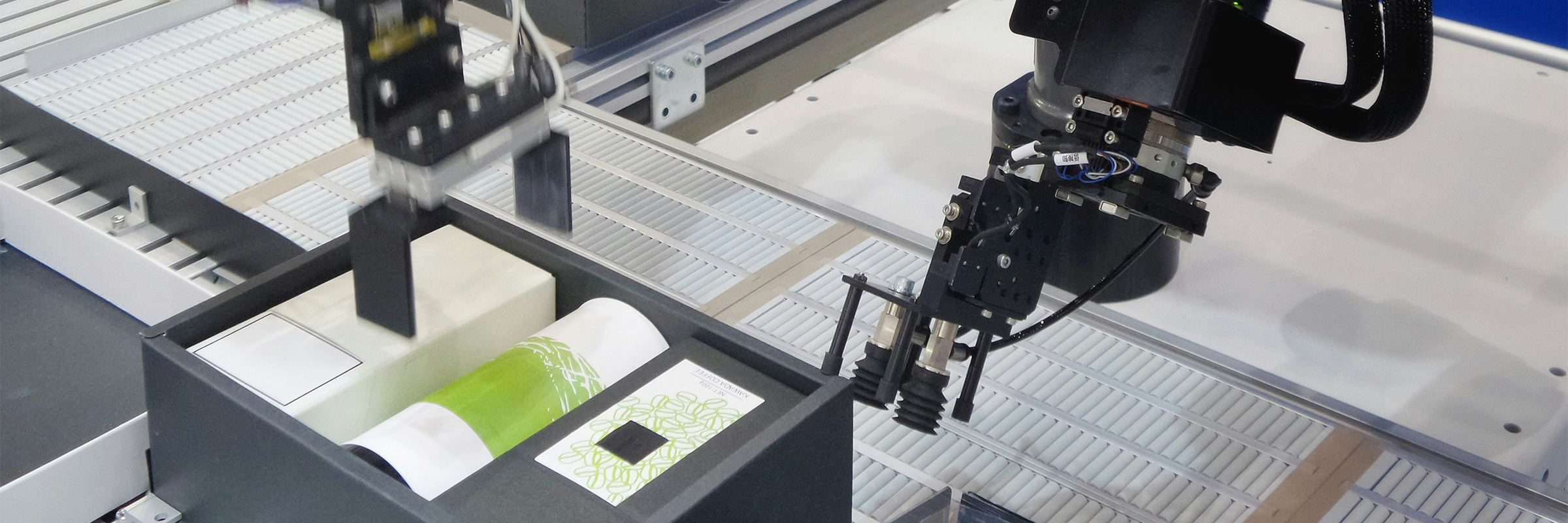 Perfume automation packaging machine